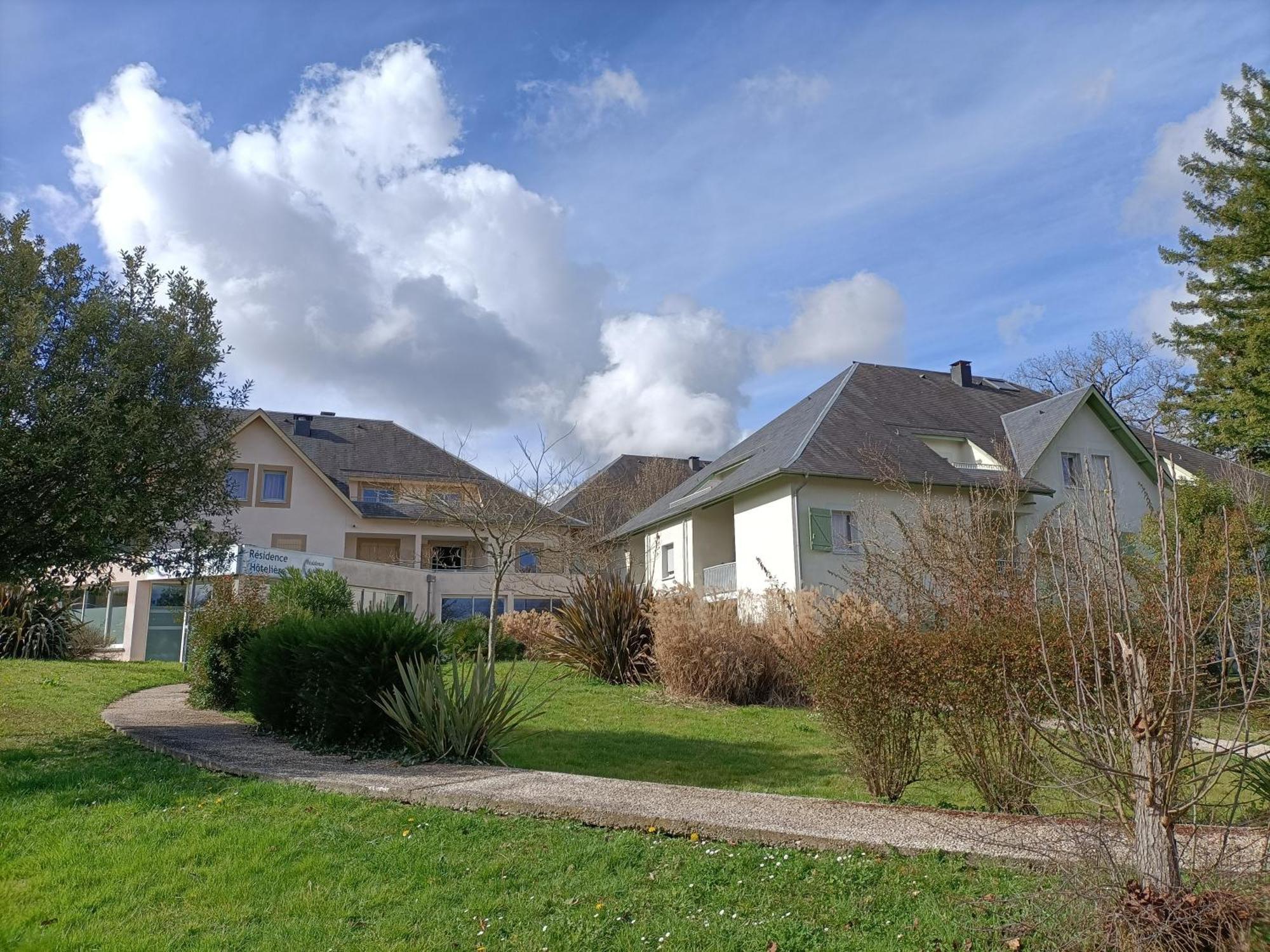 Residence De La Source By Euclenima Salies-de-Bearn Ruang foto